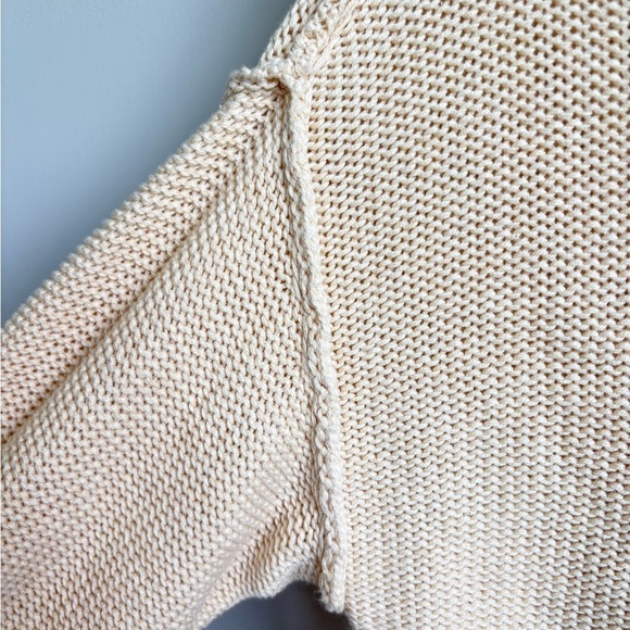 AMERICAN EAGLE Women's Cream Sweater SMALL  NEW - Picture 3 of 4